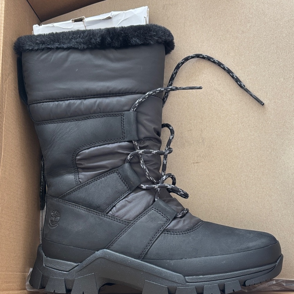 Timberland Black Waterproof Lace-Up Winter Boot with Faux Fur Collar